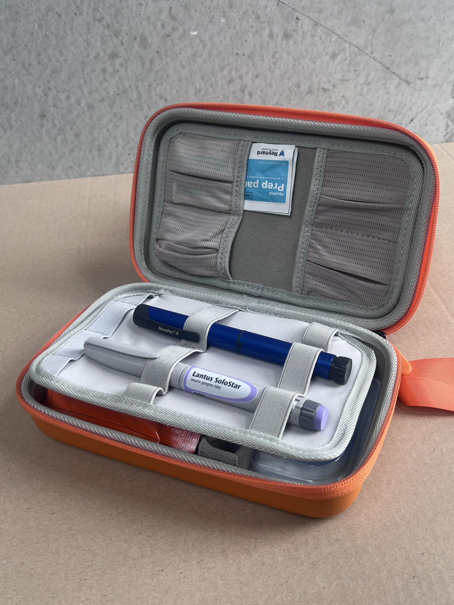 Insulin pump emergency case